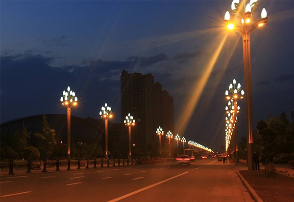 城市夜景照明，體現了城市的個性與特色